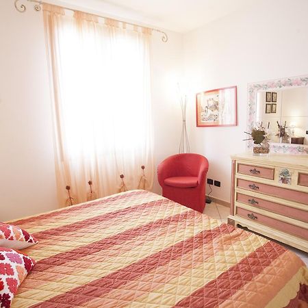Appartamento Trilo Ornella ポルトフェッラーイオ エクステリア 写真